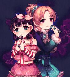 2girls arm_ribbon bare_shoulders black_hair blonde_hair blue_eyes blush bow brown_eyes commentary_request crop_top earrings fur-trimmed_jacket fur_trim hair_bow hairband holding holding_microphone idolmaster idolmaster_cinderella_girls jacket jewelry kiryu_tsukasa_(idolmaster) medium_hair microphone multiple_girls parted_lips pink_skirt ponytail ribbon sakuma_mayu sasasasa short_hair skirt smile