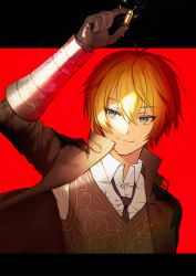 Rule 34 | 1boy, antenna hair, billy the kid (fate), black gloves, blonde hair, commentary request, fate/grand order, fate (series), gloves, hair between eyes, highres, jacket, junktokarev, looking at viewer, male focus, necktie, open clothes, open jacket, red background, shirt, smile, solo, white shirt