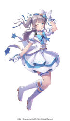 Rule 34 | 1girl, blue bow, blue choker, blue dress, blue necktie, boots, bow, bridal garter, choker, copyright notice, dress, floating hair, full body, gloves, grey hair, grin, hair bow, hat, hat bow, hat feather, high heels, highres, ibye, idol, idol clothes, jumping, knee boots, layered dress, legs up, long hair, looking at viewer, mini hat, mini top hat, necktie, official art, one eye closed, puffy short sleeves, puffy sleeves, qianniao official, short sleeves, smile, solo, tachi-e, teeth, tilted headwear, top hat, two-tone dress, two side up, virtual youtuber, white background, white dress, white footwear, white gloves, white hair, wrist cuffs