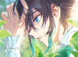 Rule 34 | 1boy, androgynous, black hair, blue hair, blurry, blurry background, fractalmagnolia, frilled sleeves, frills, from side, genshin impact, gradient hair, green eyes, long sleeves, male focus, multicolored hair, open mouth, short hair with long locks, sidelocks, solo, venti (genshin impact)