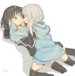 Rule 34 | 2girls, black hair, eye contact, girl on top, hand in another&#039;s hair, hands on another&#039;s face, highres, hood, hoodie, looking at another, medium hair, multiple girls, original, roisa, smile, thighhighs, white hair, yuri