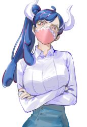 Rule 34 | 1girl, ahoge, blue hair, blue skirt, breasts, collared shirt, covered mouth, crossed arms, curled horns, dinosaur girl, horns, large breasts, long hair, looking at viewer, mask, mouth mask, multicolored hair, one piece, pink eyes, pink hair, pink mask, ponytail, raine (acke2445), shirt, shirt tucked in, simple background, skirt, solo, streaked hair, ulti (one piece), white background, white shirt