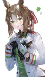 Rule 34 | 1girl, :d, animal ears, brown hair, clover, clover hair ornament, fine motion (umamusume), gloves, green eyes, green shirt, hair between eyes, hair ornament, hands up, highres, horse ears, jacket, long sleeves, looking at viewer, multicolored hair, open clothes, open jacket, open mouth, shirt, simple background, smile, solo, two-tone hair, umamusume, upper body, white background, white gloves, white jacket, yoshida (ne)