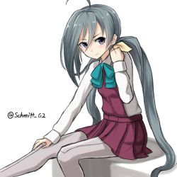 Rule 34 | 10s, 1girl, ahoge, asymmetrical bangs, bow, bowtie, fist pump, grey eyes, grey hair, grey pantyhose, hand on own knee, kantai collection, kiyoshimo (kancolle), long hair, long sleeves, looking at viewer, low twintails, md5 mismatch, pantyhose, pleated skirt, resized, school uniform, simple background, sitting, skirt, smile, solo, twintails, twitter username, very long hair, white background, yakob labo