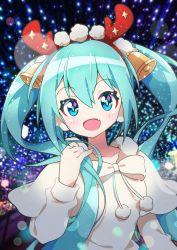 Rule 34 | 1girl, antlers, aqua eyes, aqua hair, bell, blurry, bokeh, christmas, commentary, depth of field, dress, fang, fur-trimmed dress, fur trim, fuusen neko, hair bell, hair ornament, hairband, hatsune miku, highres, holding, holding hair, horns, lens flare, long hair, looking at viewer, open mouth, reindeer antlers, skin fang, smile, snowing, solo, twintails, upper body, very long hair, vocaloid, white dress