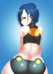 Rule 34 | 10s, 1girl, ass, back, bad id, bad pixiv id, bikini, blue background, blue hair, blurry, darling in the franxx, depth of field, from behind, green eyes, hair ornament, hairclip, highres, ichigo (darling in the franxx), looking at viewer, looking back, parted lips, short hair, skindentation, solo, swimsuit, todoroki (xttn9dul)