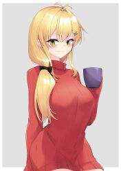 Rule 34 | 1girl, alternate costume, alternate hairstyle, antenna hair, blonde hair, blush, breasts, casual, cup, green eyes, hair ornament, hairclip, highres, holding, holding cup, large breasts, mug, red sweater, smile, solo, sweater, tsurumaki maki, turtleneck, voiceroid, zooanime