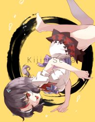 Rule 34 | 1girl, arrow (symbol), barefoot, black hair, bow, character name, cone horns, dress, grey horns, horns, kijin seija, looking at viewer, multicolored hair, one eye closed, open mouth, pointing, red eyes, red hair, reeh (yukuri130), short hair, short sleeves, simple background, smile, solo, streaked hair, striped horns, touhou, upside-down, white hair, yellow background