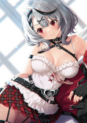Rule 34 | 1girl, bare shoulders, black gloves, black hair, blush, breasts, camisole, cleavage, fingerless gloves, gloves, highres, hololive, kazuma muramasa, large breasts, multicolored hair, sakamata chloe, short hair, silver hair, solo, streaked hair, thighs, virtual youtuber, white camisole