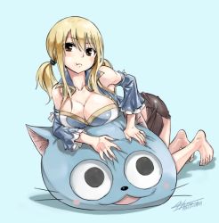 Rule 34 | 1girl, :t, arm support, barefoot, black eyes, black skirt, blonde hair, blue background, breast press, breasts, cleavage, collarbone, detached sleeves, fairy tail, feet, hair between eyes, happy (fairy tail), kneeling, large breasts, long hair, looking at viewer, lucy heartfilia, mashima hiro, md5 mismatch, miniskirt, official art, ribbon, signature, simple background, skirt, solo, tattoo, twintails, white ribbon
