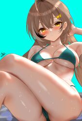 1girl absurdres alternate_costume aqua_background bikini black_hair breasts brown_eyes brown_hair cameltoe crossed_legs dfswift green_bikini grey_hair highres hololive hololive_english long_hair looking_at_viewer medium_breasts multicolored_hair nanashi_mumei simple_background sitting solo streaked_hair sweat swimsuit virtual_youtuber