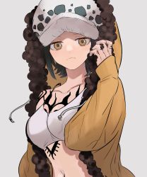 Rule 34 | 1girl, black hair, breasts, chacoma, chest tattoo, cleavage, closed mouth, collarbone, commentary, crop top, expressionless, fur-trimmed hood, fur trim, genderswap, genderswap (mtf), grey background, hat, highres, hood, hood up, hoodie, jitome, looking at viewer, medium breasts, navel, one piece, open clothes, open hoodie, shirt, short hair, simple background, solo, spaghetti strap, spoilers, stomach, symbol-only commentary, tattoo, trafalgar law, upper body, white hat, white shirt, yellow eyes, yellow hoodie