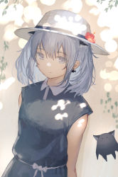 Rule 34 | 1girl, animal ears, arawado, arms at sides, black dress, blush, closed mouth, commentary request, creature, dress, earrings, fish earrings, flower, hair between eyes, hat, hat flower, hibiscus, highres, jewelry, looking at viewer, medium hair, original, red flower, silver hair, solo, upper body, white hat