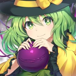 Rule 34 | 1girl, black hat, blush, bow, bright pupils, closed mouth, colored eyelashes, commentary request, frilled shirt collar, frilled sleeves, frills, gradient background, green eyes, green hair, grey background, hair between eyes, hat, hat bow, kaoling, komeiji koishi, long hair, long sleeves, looking at viewer, smile, solo, sparkle, tareme, third eye, touhou, upper body, wide sleeves, yellow bow