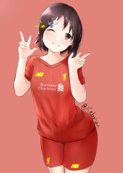 Rule 34 | 1girl, absurdres, alternate costume, black eyes, black hair, blush, breasts, rabbit hair ornament, double w, fang, grin, hair ornament, hairclip, highres, idolmaster, idolmaster cinderella girls, kebohan, leaning forward, liverpool fc, one eye closed, product placement, red background, red shirt, red shorts, sasaki chie, shirt, short hair, short sleeves, shorts, signature, small breasts, smile, soccer uniform, solo, sportswear, standing, star (symbol), w