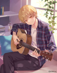 Rule 34 | 1boy, acoustic guitar, blonde hair, book, book stack, bookshelf, closed mouth, collarbone, couch, fingernails, fukahire (ruinon), guitar, hair between eyes, holding, holding instrument, indoors, instrument, jewelry, crossed legs, looking at viewer, male focus, music, necklace, orange eyes, original, pillow, plaid, plant, playing, playing instrument, purple pupils, sitting, smile, solo, vines