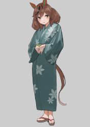 Rule 34 | 1girl, absurdres, animal ears, blush, brown hair, floral print, full body, garoppui, green kimono, grey background, highres, horse ears, horse girl, horse tail, japanese clothes, kimono, long sleeves, looking at viewer, medium hair, multicolored hair, nice nature (umamusume), open mouth, own hands together, raised eyebrows, sandals, simple background, solo, standing, streaked hair, tail, toes, twintails, umamusume, wide sleeves, yellow eyes, zouri