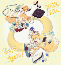 Rule 34 | 4boys, animal ears, animal nose, banri 0917, blue eyes, body fur, candy, cd, cellphone, commentary request, controller, dated, food, fox boy, fox ears, fox tail, full body, furry, furry male, game console, game controller, gloves, highres, holding, holding controller, holding game controller, korean commentary, korean text, lollipop, looking at another, male focus, multiple boys, multiple tails, open mouth, phone, playstation 5, red footwear, sega mega drive, shoes, smartphone, smile, sonic (series), sonic the hedgehog, sonic the hedgehog (classic), tail, tails (sonic), translation request, two tails, walkman, white gloves, yellow background