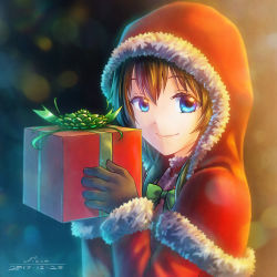Rule 34 | 1girl, artist name, blue eyes, blurry, blurry background, bow, bowtie, box, brown gloves, brown hair, christmas, closed mouth, dated, from side, fur-trimmed sleeves, fur trim, gift, gift box, gloves, green bow, green bowtie, green ribbon, highres, holding, holding gift, hood, hood up, lips, long hair, long sleeves, looking at viewer, looking to the side, nicca (kid nicca), original, ribbon, smile, solo, tareme, upper body