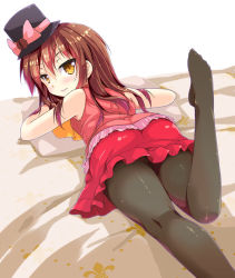 Rule 34 | 1girl, ass, bare shoulders, bed sheet, black hat, black pantyhose, blush, bow, cafe-chan to break time, cafe (cafe-chan to break time), closed mouth, eyebrows, feet up, from behind, gradient hair, hat, hat bow, leg up, long hair, looking at viewer, lying, multicolored hair, no shoes, on stomach, original, pantyhose, pink bow, plantar flexion, porurin (do-desho), purple hair, red shirt, red skirt, shirt, simple background, skirt, sleeveless, sleeveless shirt, smile, solo, top hat, tsurime, white background, yellow eyes
