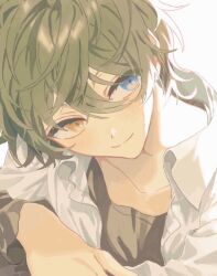 Rule 34 | 1boy, black shirt, blue eyes, closed mouth, ensemble stars!, facing viewer, green hair, grey background, heterochromia, jacket, kagehira mika, long sleeves, looking to the side, male focus, mokyu1156, shirt, short hair, simple background, smile, solo, white jacket, yellow eyes
