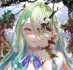 Rule 34 | 1girl, absurdres, antlers, blue bow, bow, braid, braided bangs, branch, ceres fauna, commentary, day, dress, earrings, english commentary, flower, green hair, green nails, hair flower, hair ornament, hair over one eye, hand up, highres, hololive, hololive english, horns, huge filesize, jewelry, kyatto-mikazu, long hair, looking at viewer, nail polish, nature, outdoors, parted lips, single braid, smile, solo, upper body, virtual youtuber, white dress, white flower, yellow eyes