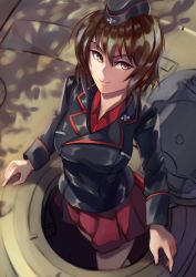 Rule 34 | absurdres, black hat, blouse, brown eyes, brown hair, caiman pool, cupola, dappled sunlight, day, garrison cap, girls und panzer, hat, highres, insignia, kuromorimine military uniform, looking at viewer, military, military vehicle, miniskirt, motor vehicle, nishizumi maho, pleated skirt, red shirt, red skirt, shirt, short hair, skirt, smile, solo, sunlight, tank, thighs