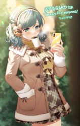 Rule 34 | 1girl, blurry, blurry background, braid, cellphone, character request, coat, coffee cup, commentary request, commission, cowboy shot, cup, disposable cup, french braid, fur-trimmed coat, fur trim, green eyes, green hair, hand in pocket, headphones, highres, holding, holding phone, lens flare, light blush, medium hair, mouth hold, phone, plaid, plaid skirt, skeb commission, skirt, smartphone, solo, standing, steam, sunlight, sweater, swept bangs, syandega, turtleneck, turtleneck sweater, winter clothes