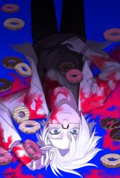 Rule 34 | 1boy, black pants, blood, blood on clothes, blood on face, blood on hands, blue background, blue eyes, chinese commentary, closed mouth, commentary request, dbhid, doughnut, food, grey shirt, highres, kanou aogu, lab coat, lying, male focus, on back, pants, saibou shinkyoku, shirt, short hair, simple background, smile, solo, white hair