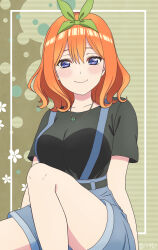 Rule 34 | 1girl, artist request, black shirt, blue eyes, blush, breasts, clover, four-leaf clover, go-toubun no hanayome, green hairband, hairband, highres, jewelry, large breasts, nakano yotsuba, necklace, orange hair, overall shorts, overalls, shirt, user knyn2748