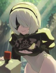 Rule 34 | 1girl, blindfold, blurry, blurry background, breasts, cleavage, cleavage cutout, clothing cutout, covered navel, forest, headband, highres, karabako tanuki, leotard, mole, mole under mouth, nature, nier (series), nier:automata, outdoors, robot, short hair, silver hair, smile, solo, standing, sunlight, 2b (nier:automata)