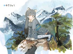 Rule 34 | 10s, 1girl, animal ears, animal print, fur trim, gloves, japanese clothes, kemono friends, kimono, kneeling, leopard ears, leopard print, leopard tail, long hair, mountain, multicolored hair, outdoors, rock, rumenia (ao2is), sandals, snow leopard (kemono friends), solo, tail, thighhighs