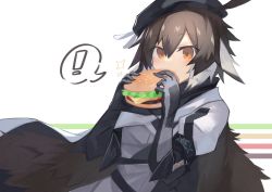 Rule 34 | !, 1girl, ahoge, arknights, beret, bird girl, black gloves, black hat, brown hair, burger, cloak, cowboy shot, eating, feathers, food, gloves, hat, holding, holding food, infection monitor (arknights), looking at viewer, multicolored hair, plume (arknights), sasa onigiri, short hair, simple background, solo, sparkle, spoken exclamation mark, two-tone hair, white background, white hair, yellow eyes