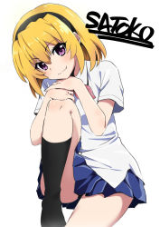 Rule 34 | 1girl, black hairband, black socks, blonde hair, blue skirt, blush, character name, closed mouth, collared shirt, commentary request, haaam, hairband, highres, houjou satoko, kneehighs, looking at viewer, purple eyes, school uniform, shirt, short hair, short sleeves, simple background, skirt, smile, socks, solo, upper body, white background, white shirt