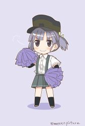 Rule 34 | &gt;:), 10s, 1girl, arm warmers, brown eyes, chibi, hair ribbon, hat, highres, kantai collection, kneehighs, mae (maesanpicture), ooshio (kancolle), pleated skirt, pom pom (cheerleading), purple hair, ribbon, school uniform, short twintails, simple background, skirt, socks, solo, suspenders, twintails, twitter username, v-shaped eyebrows