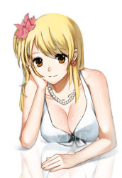 Rule 34 | 1girl, arm support, blonde hair, breasts, brown eyes, cleavage, earrings, fairy tail, flower, hair flower, hair ornament, jewelry, large breasts, looking at viewer, lucy heartfilia, necklace, reflection, shiny skin, simple background, smile, solo, white background, yue (pixiv4635680)