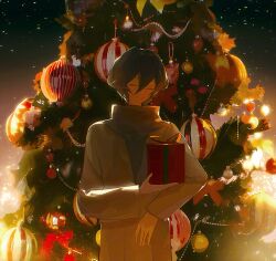 1boy black_hair black_sweater brown_coat christmas_tree christmas_tree_ornament chromatic_aberration closed_eyes coat commentary facing_viewer film_grain gift hair_between_eyes hatsutori_hajime helly_(helly56956) highres holding holding_gift light_particles long_sleeves male_focus saibou_shinkyoku short_hair smile solo sweater symbol-only_commentary upper_body utsugi_noriyuki