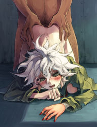 Rule 34 | 10s, 1boy, anal, blush, bottomless, danganronpa (series), danganronpa 2: goodbye despair, doggystyle, faceless, faceless male, fucked silly, green hair, highres, keiko rin, komaeda nagito, male focus, male penetrated, out of frame, saliva, sex, sex from behind, solo focus, spoilers, sweat, top-down bottom-up, wavy mouth, white hair, yaoi