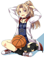 Rule 34 | 1girl, absurdres, adjusting hair, arms up, asymmetrical legwear, azur lane, ball, basketball, basketball (object), black choker, black thighhighs, blonde hair, choker, cleveland (azur lane), collarbone, hair intakes, highres, indian style, jacket, jewelry, long hair, long sleeves, macaroni hourensou, necklace, open clothes, open jacket, open mouth, ponytail, red footwear, shoes, sitting, smile, sneakers, solo, star (symbol), star print, thighhighs, tying hair, uneven legwear, white jacket, yellow eyes