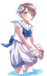 Rule 34 | 1girl, anoa, blue bow, blue bowtie, blue sailor collar, blush, bow, bowtie, brown eyes, brown hair, buttons, center frills, collarbone, commentary request, dress, frills, grin, hair between eyes, hair ornament, highres, idolmaster, idolmaster cinderella girls, idolmaster cinderella girls starlight stage, looking at viewer, otokura yuuki, pleated dress, sailor collar, sailor dress, short dress, short hair, simple background, skirt hold, sleeveless, sleeveless dress, smile, solo, standing, striped bow, striped bowtie, striped clothes, striped neckwear, tareme, wading, water drop, white background, white dress, wrist cuffs