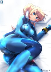 Rule 34 | 1girl, artist name, ass, bad id, bad pixiv id, bed sheet, blonde hair, blue bodysuit, blue eyes, blush, bodysuit, breasts, chinchongcha, closed mouth, hair between eyes, high ponytail, highres, long hair, looking at viewer, lying, makeup, mascara, medium breasts, metroid, nintendo, on side, pillow, samus aran, shiny clothes, sidelocks, skin tight, solo, thighs, white background, wristband, zero suit