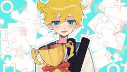 Rule 34 | 1boy, blonde hair, blue background, blue eyes, blue outline, blue sailor collar, circle, crying, crying with eyes open, happy tears, highres, holding, holding trophy, kagamine len, light blush, lightning bolt symbol, looking at object, male focus, messy hair, open mouth, outline, patterned background, sailor collar, shirt, short hair, short ponytail, smile, solo, sparkle, square, star (symbol), takamiya yuu, tears, trophy, upper body, vocaloid, white shirt
