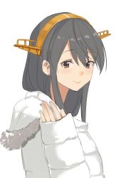Rule 34 | 1girl, alternate costume, black hair, brown eyes, coat, commentary request, fur-trimmed coat, fur trim, hairband, haruna (kancolle), headgear, hood, hooded coat, hoodie, kantai collection, long hair, masukuza j, simple background, sleeves past wrists, smile, solo, upper body, white background, white coat