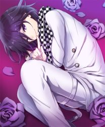 Rule 34 | 10s, 1boy, buttons, checkered clothes, checkered scarf, danganronpa (series), danganronpa v3: killing harmony, fingerless gloves, flower, gloves, index finger raised, looking at viewer, lying, male focus, on floor, on side, oma kokichi, purple eyes, purple flower, purple hair, purple rose, rose, scarf, smile, solo, straitjacket, utou (utousan)