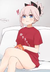Rule 34 | !, !!, 1girl, :t, blue eyes, blush, close-up, clothes writing, crossed legs, eating, fate/grand order, fate (series), feet out of frame, hair between eyes, hair ornament, i.u.y, miyamoto musashi (fate), pillow, pink hair, ponytail, red shirt, shirt, short sleeves, sidelocks, sitting, solo, t-shirt, v-shaped eyebrows