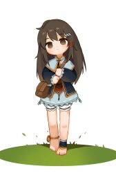 Rule 34 | 1girl, absurdres, anklet, bag, barefoot, brown bag, brown eyes, brown hair, closed mouth, commentary request, full body, hair ornament, hairclip, highres, jewelry, kuma-bound, long hair, looking at viewer, on grass, orange trim, original, shoulder bag, simple background, solo, toes, walking, white background