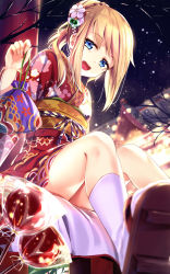 Rule 34 | 1girl, :d, bare tree, blonde hair, blue eyes, braid, candy apple, food, hair ornament, highres, holding, japanese clothes, kimono, legs, looking at viewer, night, obi, open mouth, original, red kimono, sash, short hair, sidelocks, sitting, smile, snowing, solo, teeth, thighs, tree, yan (nicknikg)