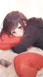 Rule 34 | 1girl, black hoodie, brown hair, highres, hood, hoodie, nanase kurumi (menhera-chan), hugging object, original, phone, pillow, pillow hug, pomu (joynet), smile, solo