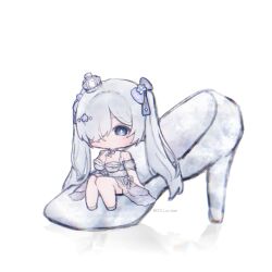 1girl alice_love_game arms_at_sides blue_eyes bow breasts bright_pupils chibi cinderella_(glass_princess)_(nikke) cinderella_(nikke) cleavage commentary_request crown dress full_body glass_slipper goddess_of_victory:_nikke hair_bow hair_over_one_eye high_heels knees_together_feet_apart large_breasts long_hair looking_at_viewer mini_crown mini_person minigirl multiple_hair_bows no_mouth official_alternate_costume simple_background sitting solo twintails twitter_username white_background white_bow white_dress white_hair white_pupils