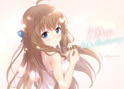 Rule 34 | 1girl, ahoge, alternative girls, anniversary, arimura shion, bare arms, blue eyes, brown hair, closed mouth, countdown, daisy, dress, flower, holding, holding flower, long hair, looking at viewer, looking back, official art, sleeveless, sleeveless dress, smile, solo, white dress